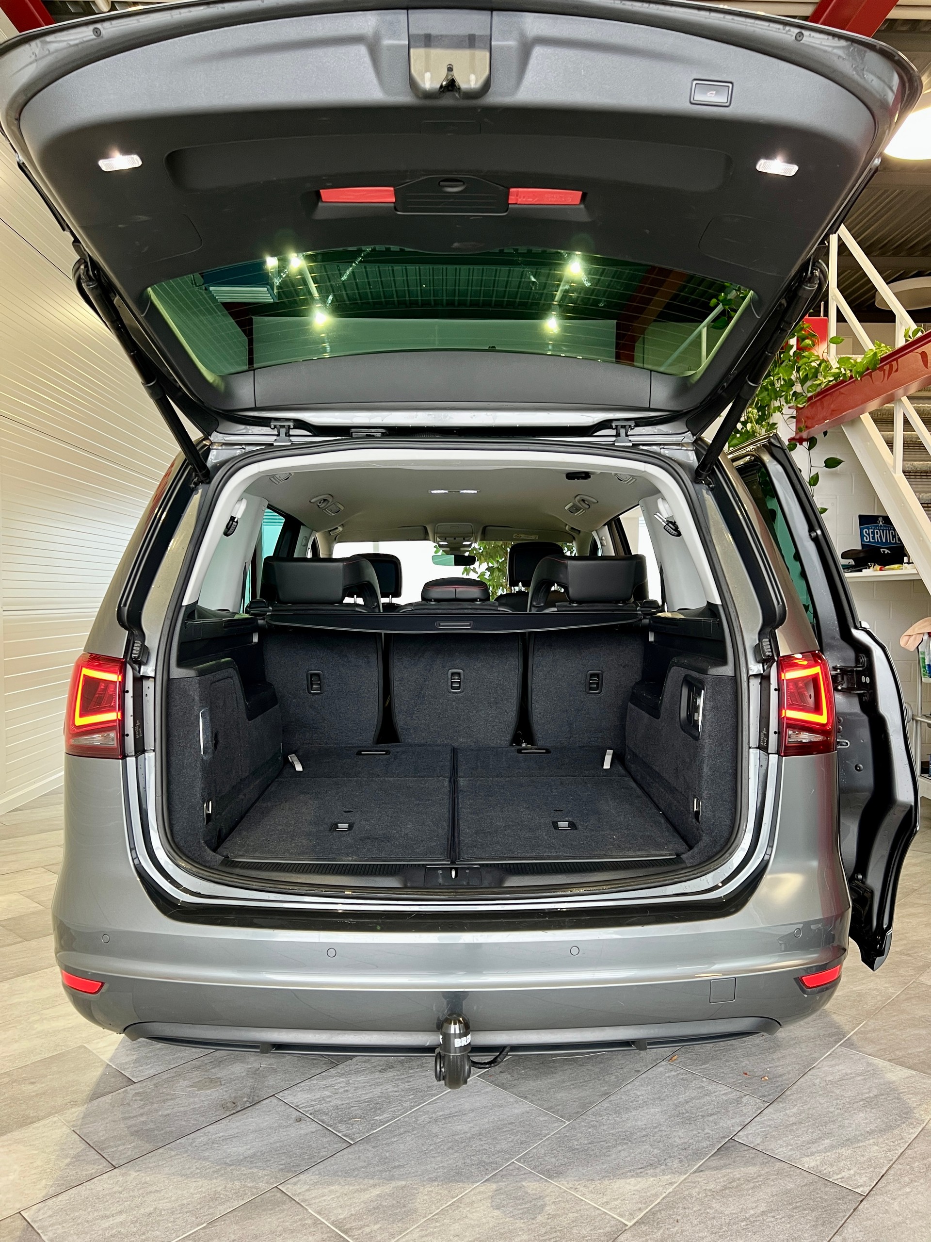 SEAT Alhambra 2.0 TDI Hola FR 4Drive-image-17