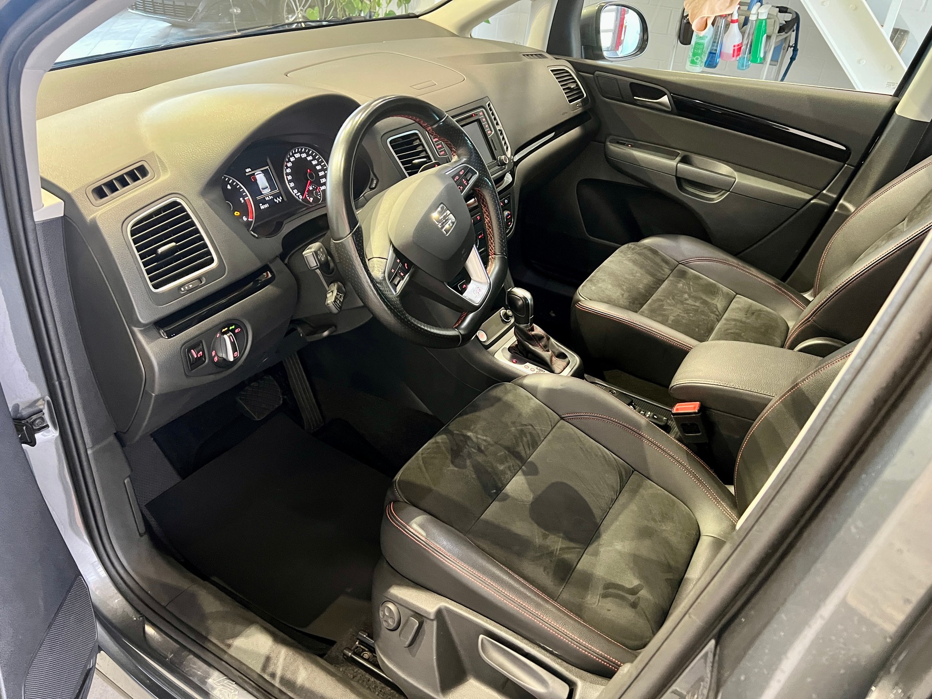 SEAT Alhambra 2.0 TDI Hola FR 4Drive-image-8
