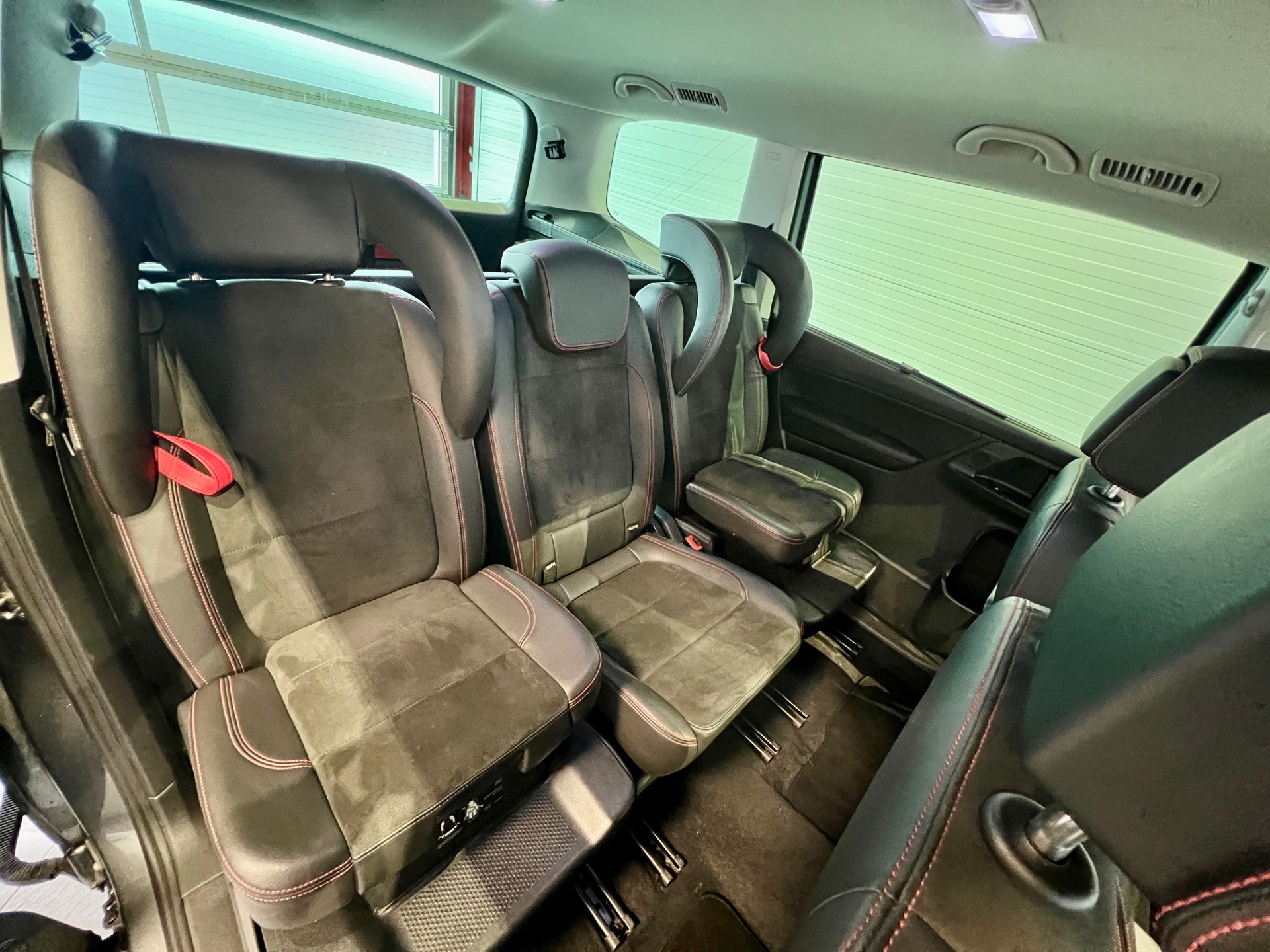 SEAT Alhambra 2.0 TDI Hola FR 4Drive-image-16