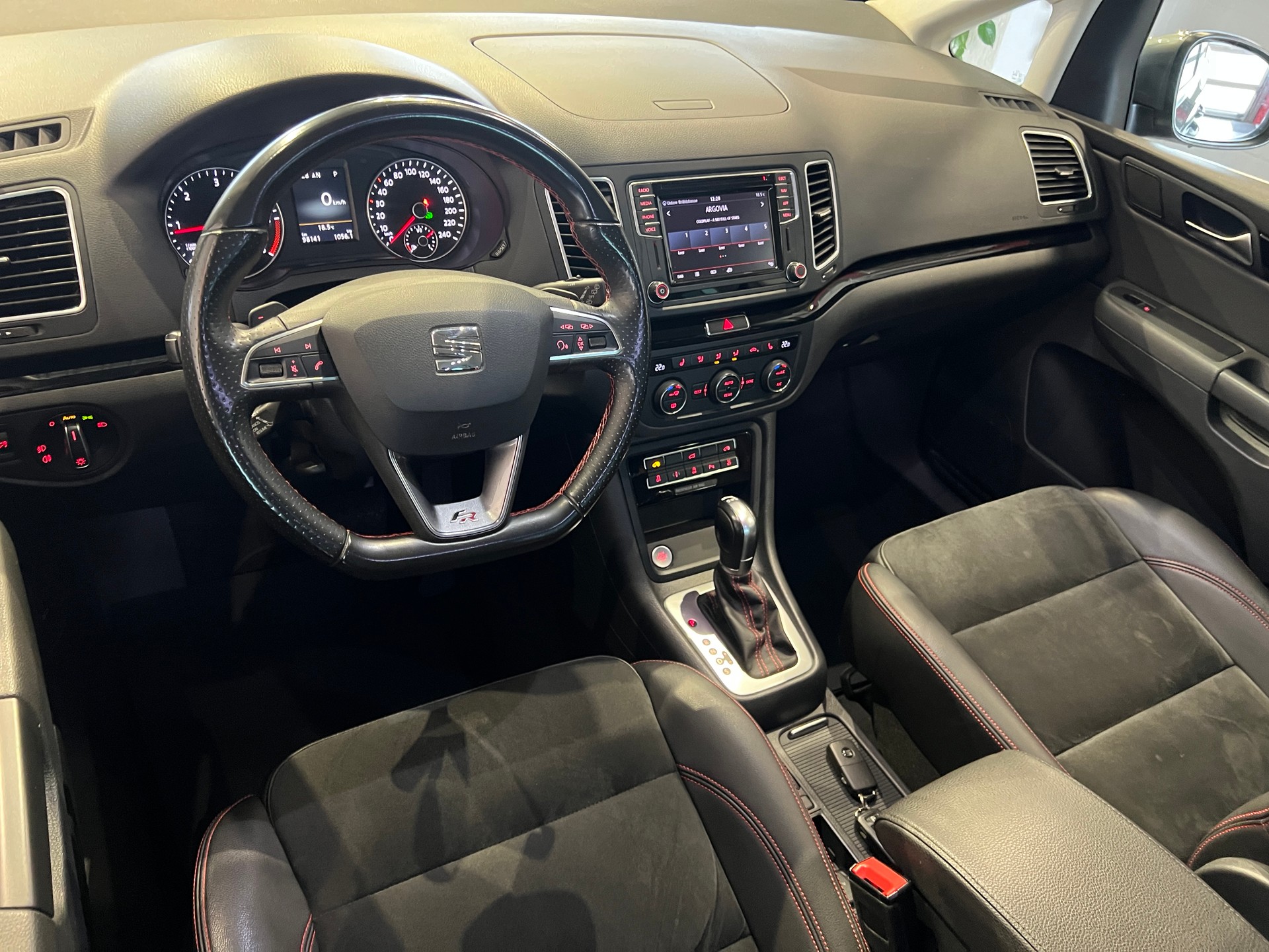 SEAT Alhambra 2.0 TDI Hola FR 4Drive-image-22