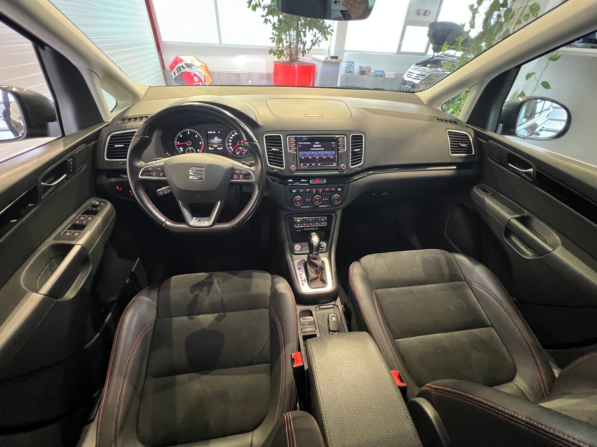 SEAT Alhambra 2.0 TDI Hola FR 4Drive-image-23