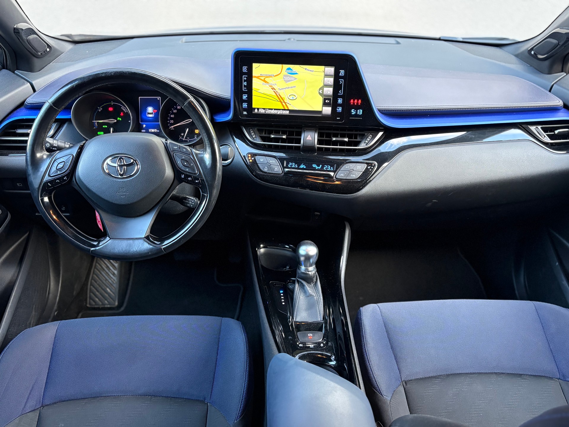 TOYOTA C-HR 1.8 HSD Style CVT frisch ab MFK | Automat-image-9