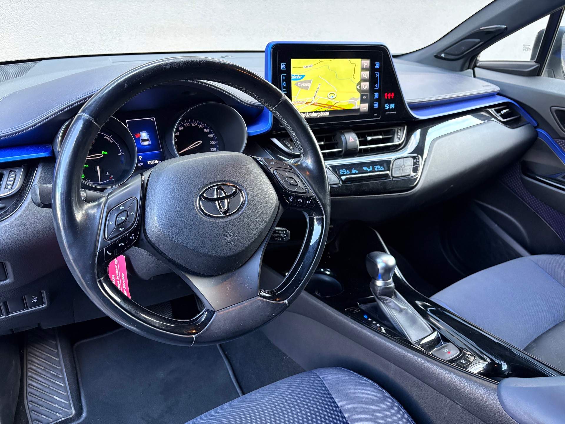 TOYOTA C-HR 1.8 HSD Style CVT frisch ab MFK | Automat-image-12
