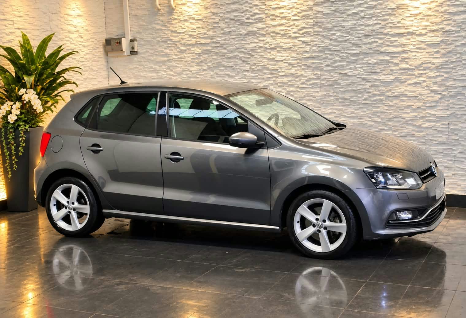 VW Polo 1.2 TSI BMT Comfortline-image-5
