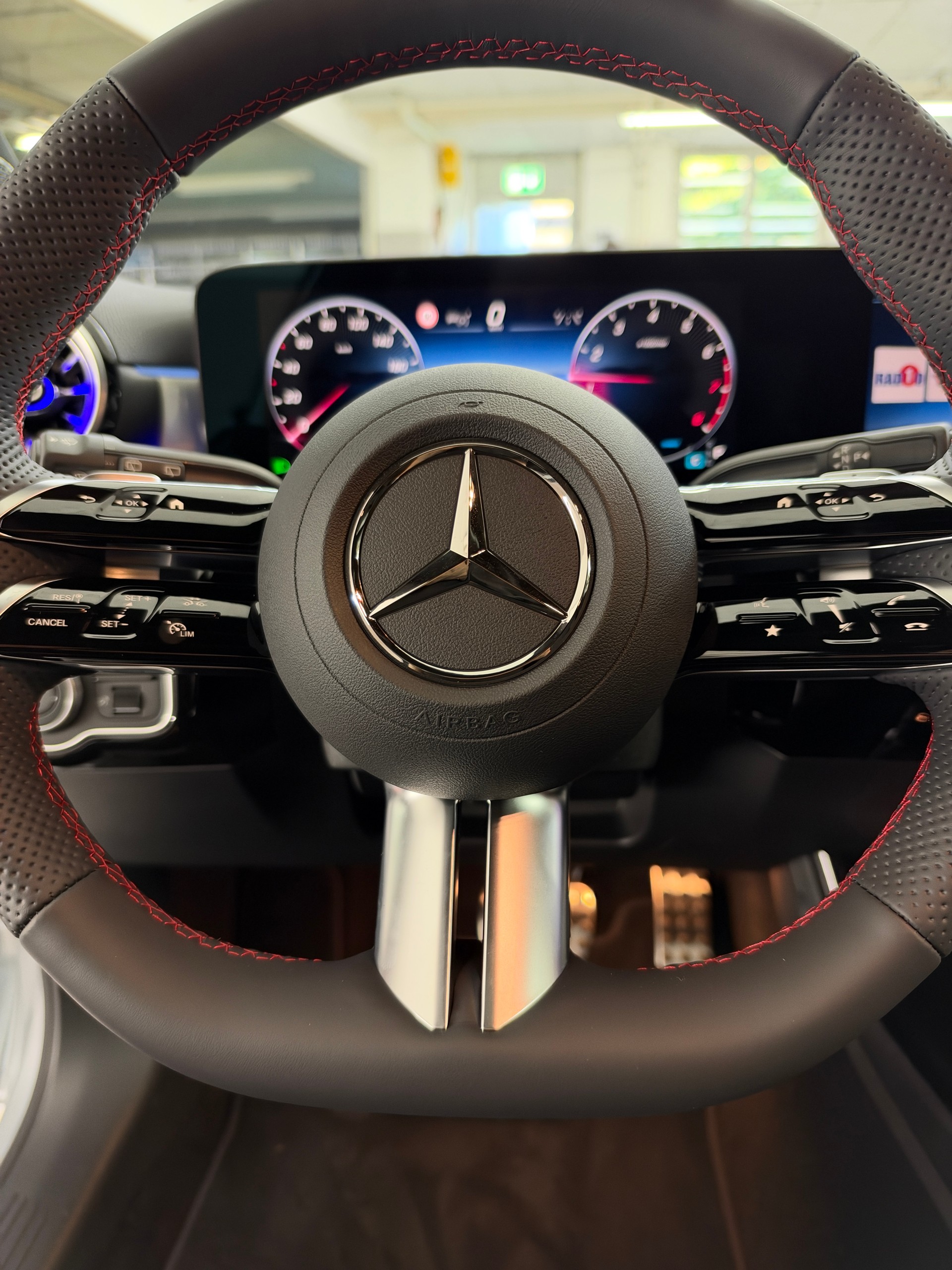 MERCEDES-BENZ A 200 Night Star-image-8