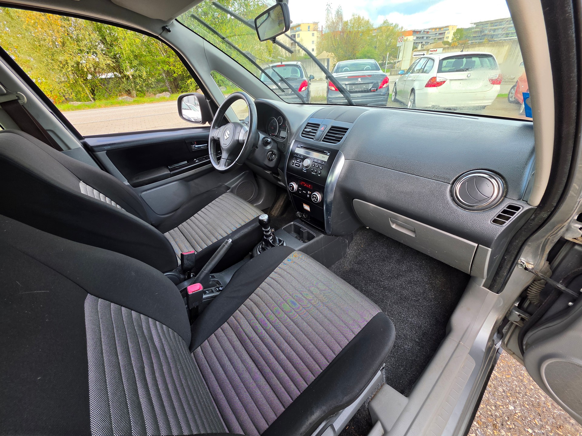 SUZUKI SX4 2.0 TD GL Top 4WD-image-8