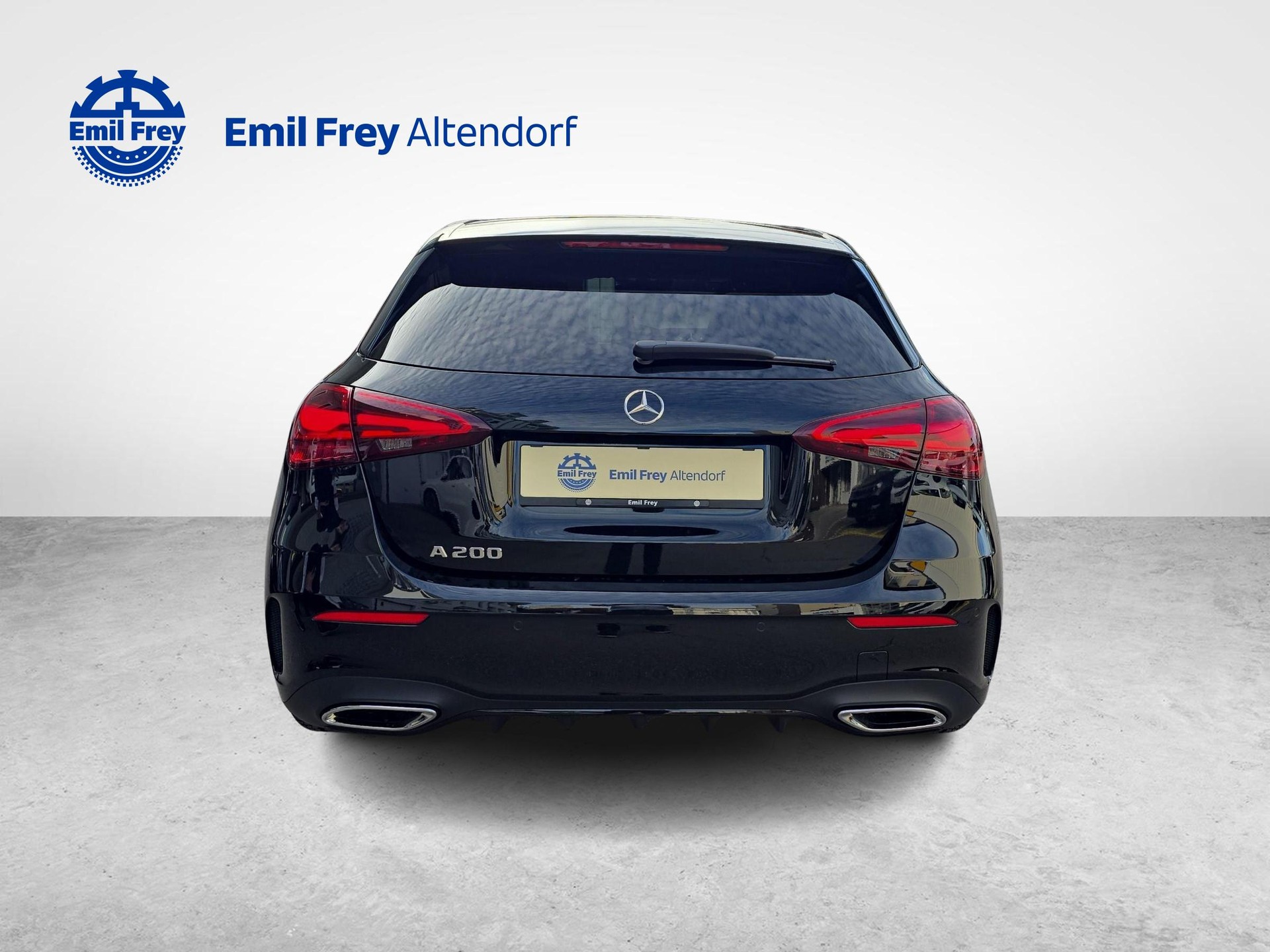 MERCEDES-BENZ A 200 Night Star AMG Line-image-3