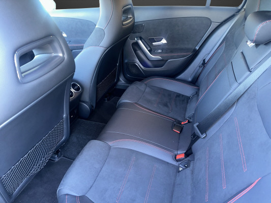 MERCEDES-BENZ A 180 Night Star 7G-DCT-image-6
