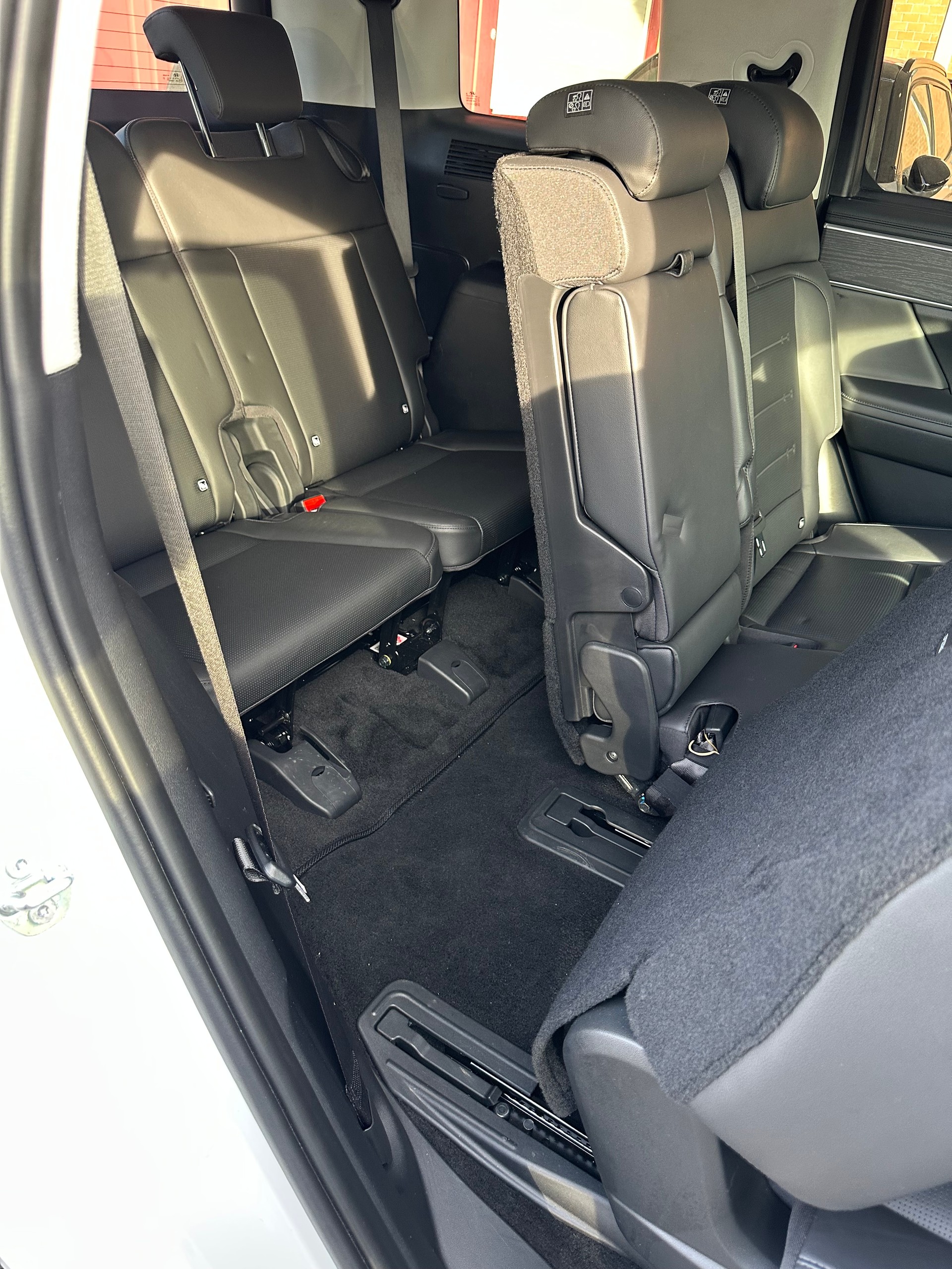 HYUNDAI Santa Fe 1.6 T-GDi PHEV Vertex 7P 4WD Automatic-image-13