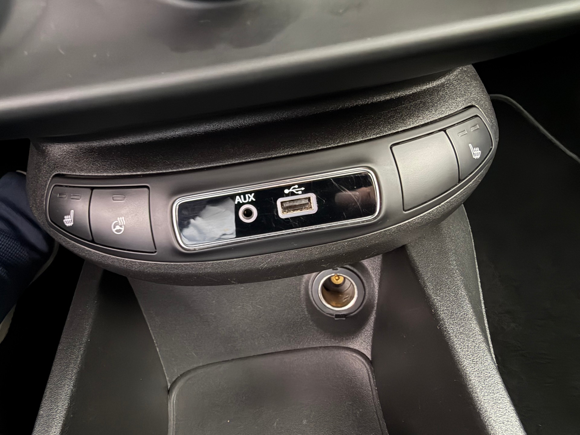 FIAT 500X 1.4T Lounge DCT-image-14
