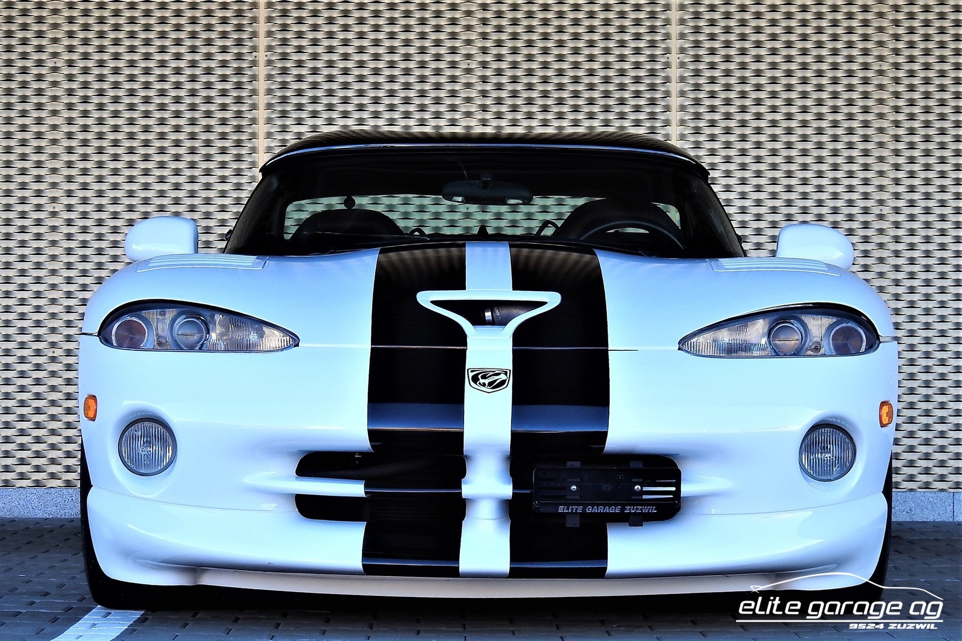 DODGE VIPER RT/10-image-1