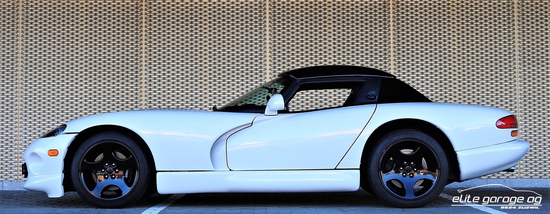 DODGE VIPER RT/10-image-2