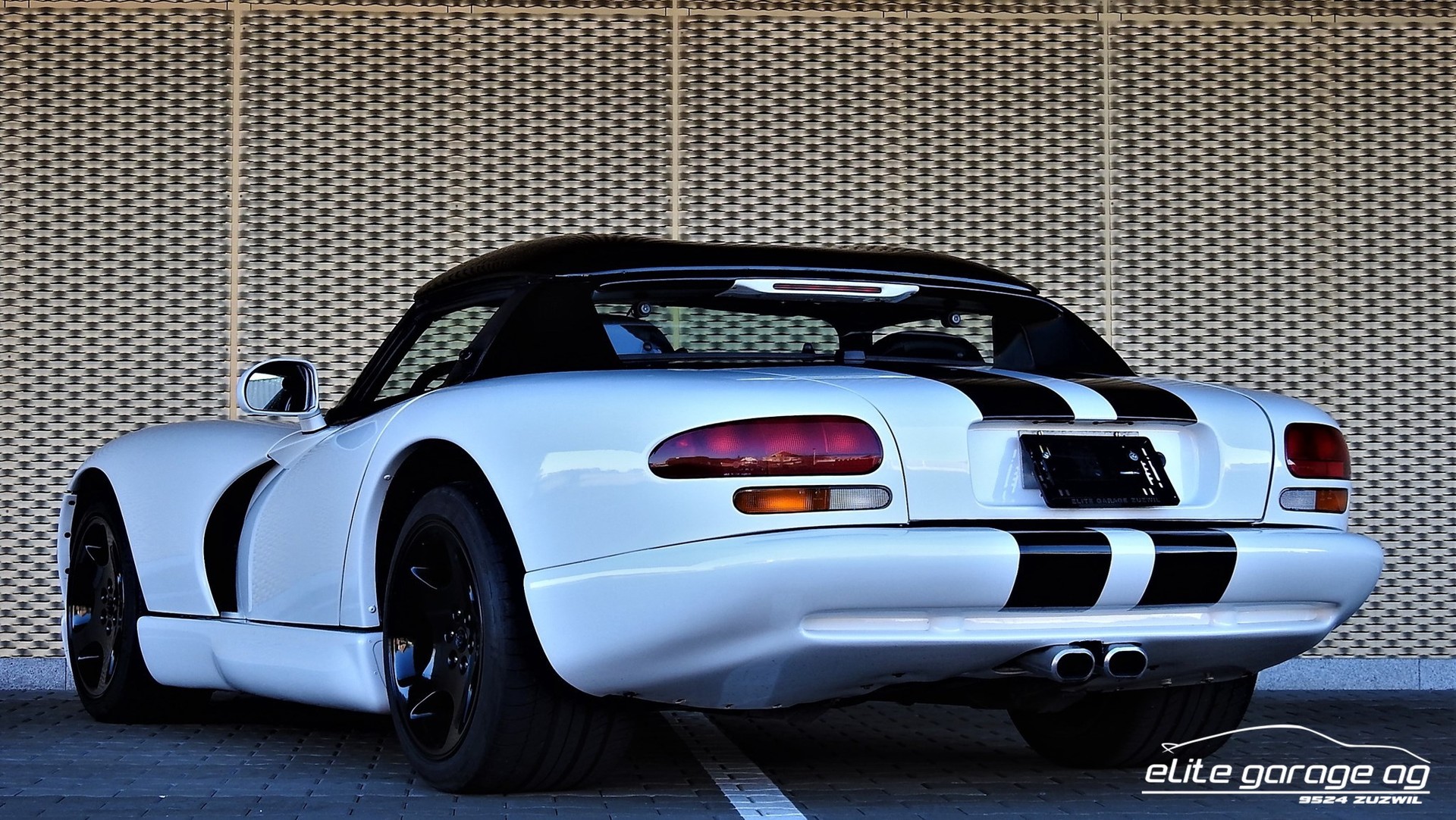DODGE VIPER RT/10-image-4