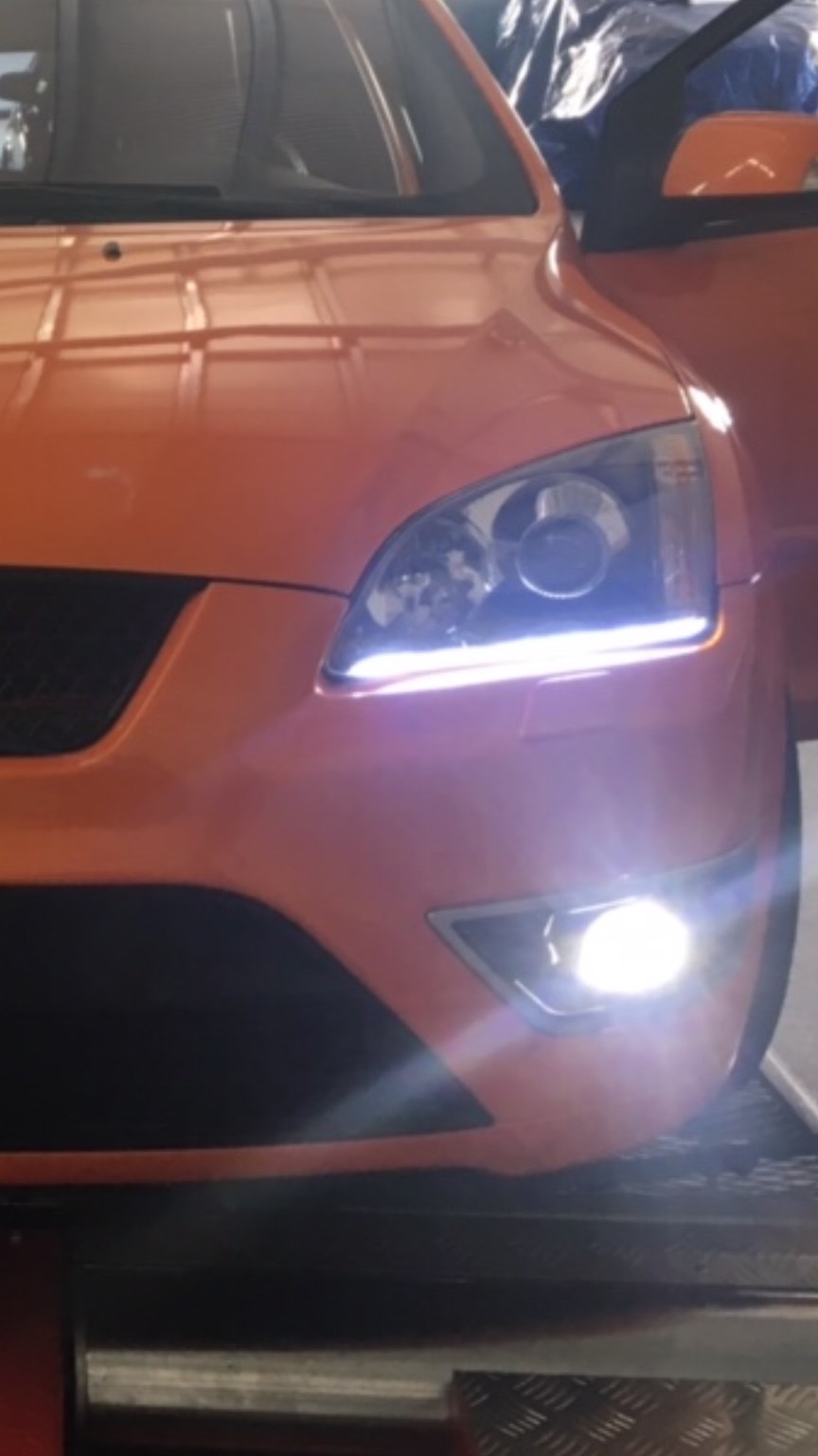 FORD Focus 2.5 Turbo ST-image-9