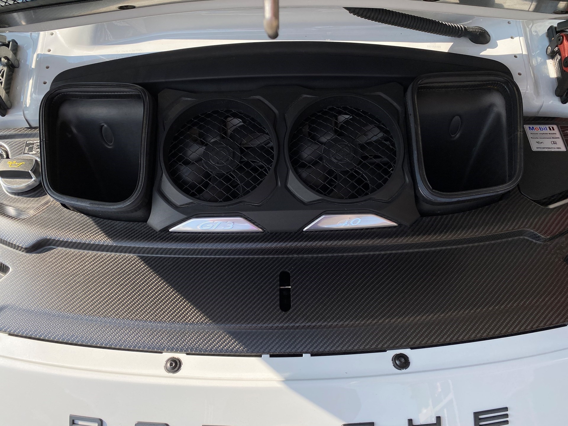 PORSCHE 911 GT3-image-14