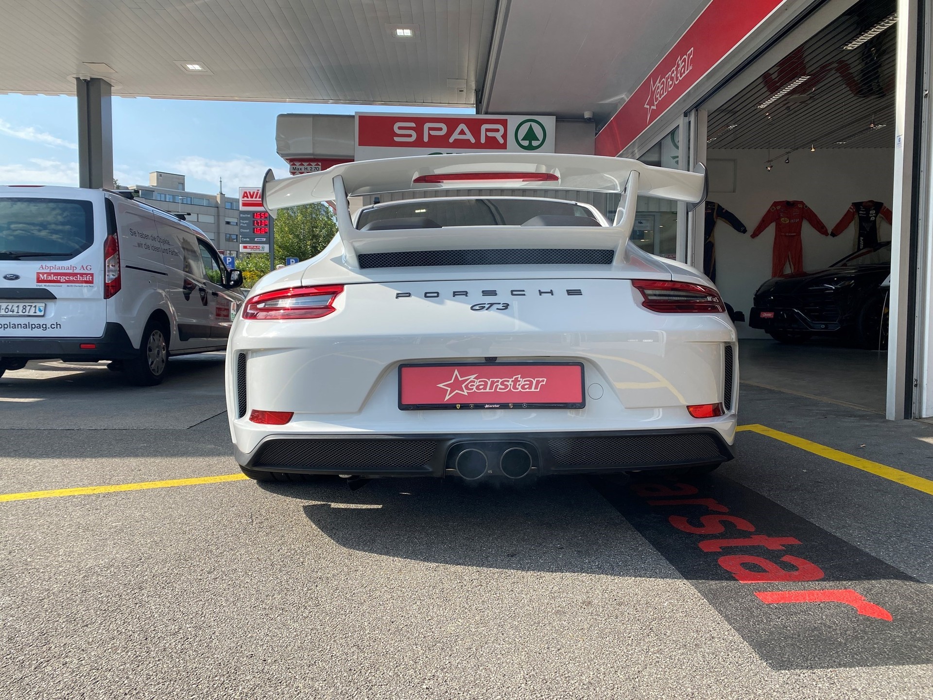 PORSCHE 911 GT3-image-3