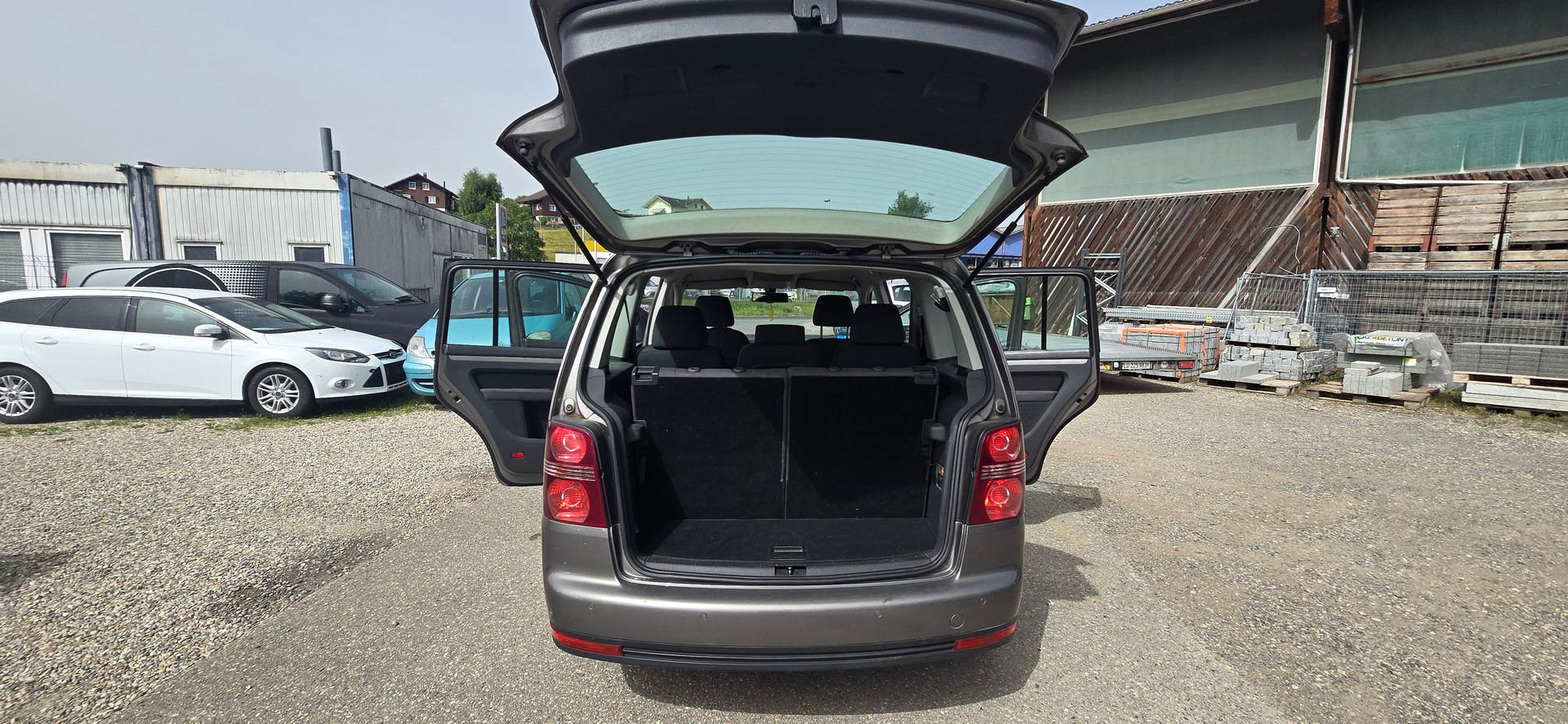 VW Touran 1.4 TSI Conceptline-image-9