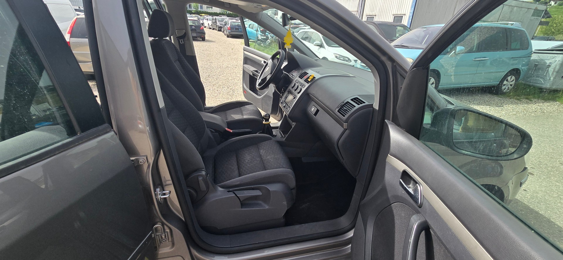 VW Touran 1.4 TSI Conceptline-image-11