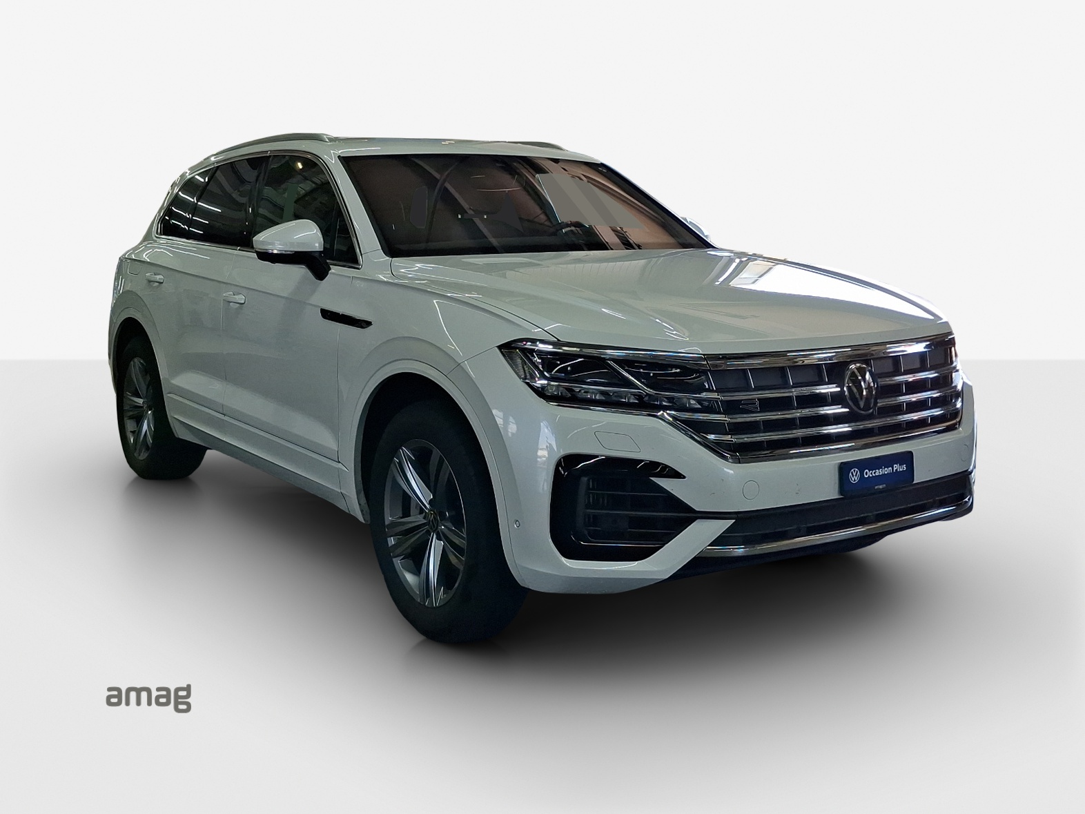VW Touareg 3.0 TSI R-Line Tiptronic-image-5