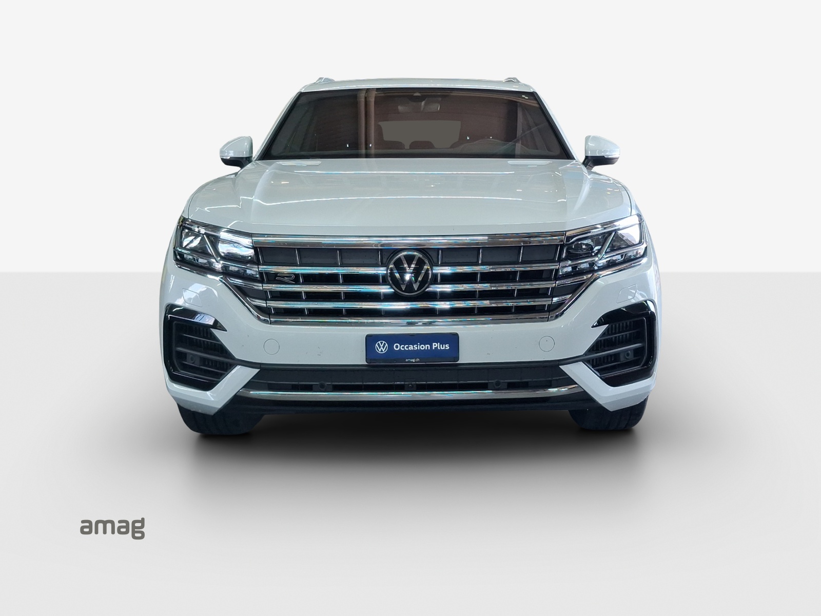 VW Touareg 3.0 TSI R-Line Tiptronic-image-6