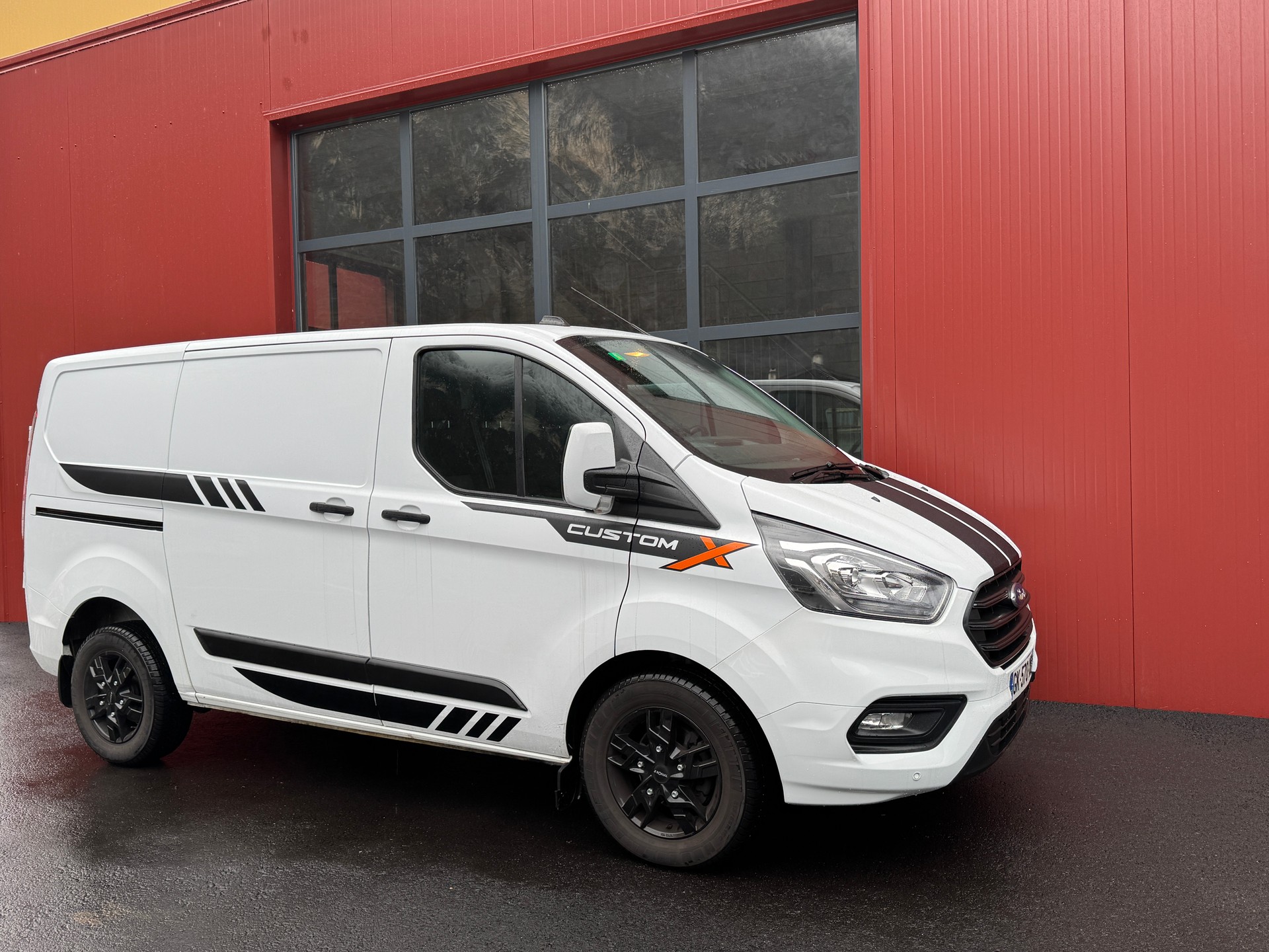 FORD Transit Custom Van 280 L1H1 Trend A-image-2