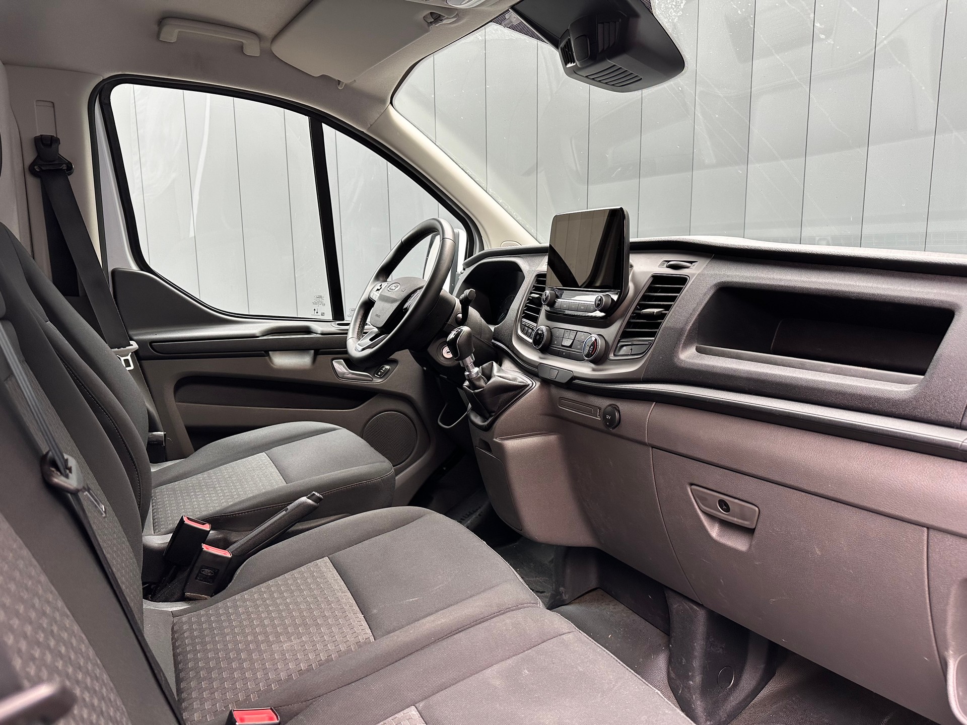 FORD Transit Custom Van 280 L1H1 Trend A-image-6