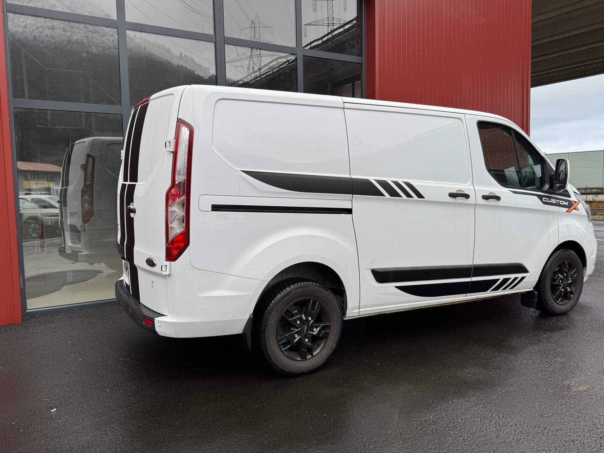 FORD Transit Custom Van 280 L1H1 Trend A-image-5