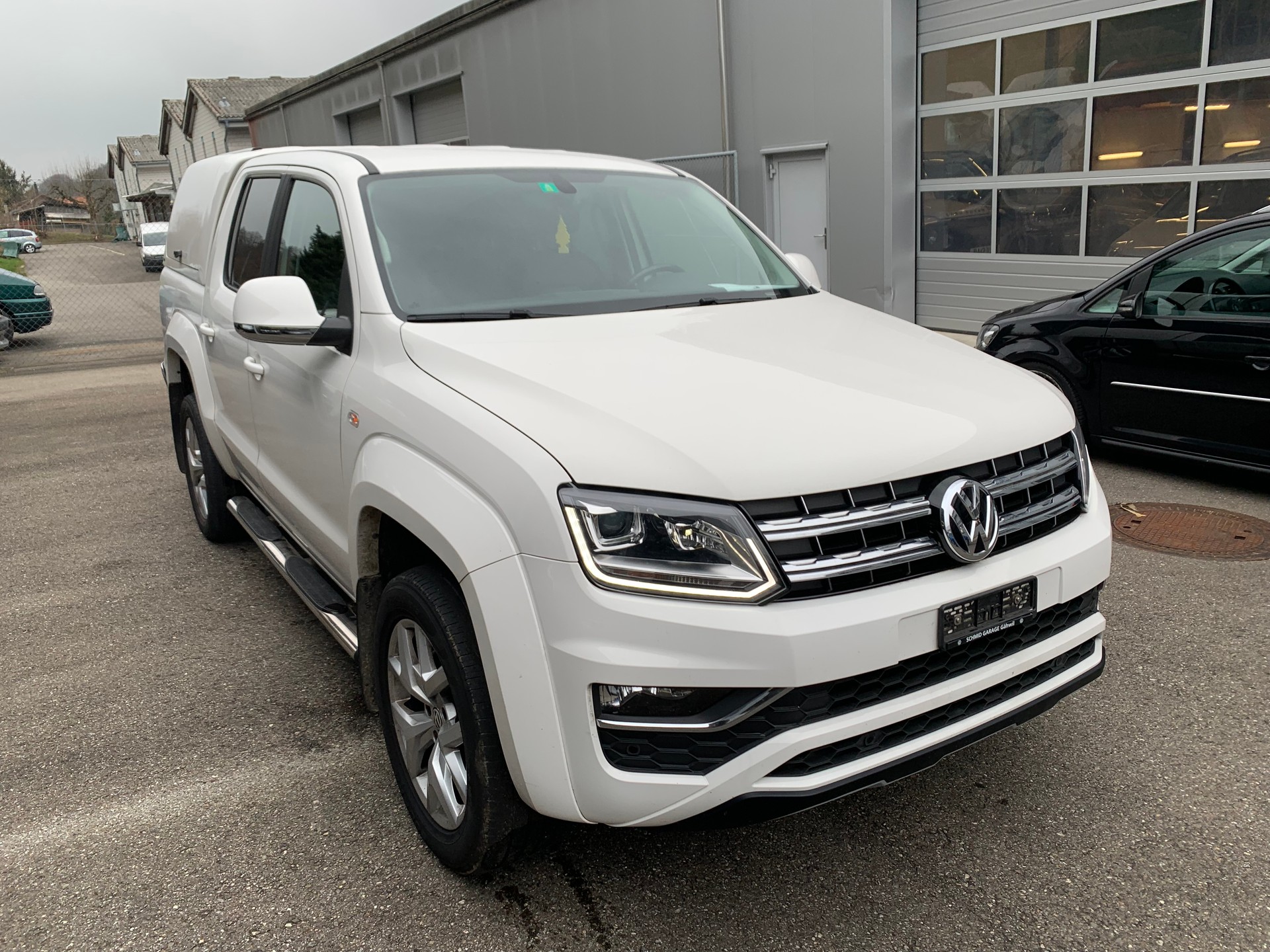 VW Amarok 3.0TDI Crossline 4Motion Automatic-image-1