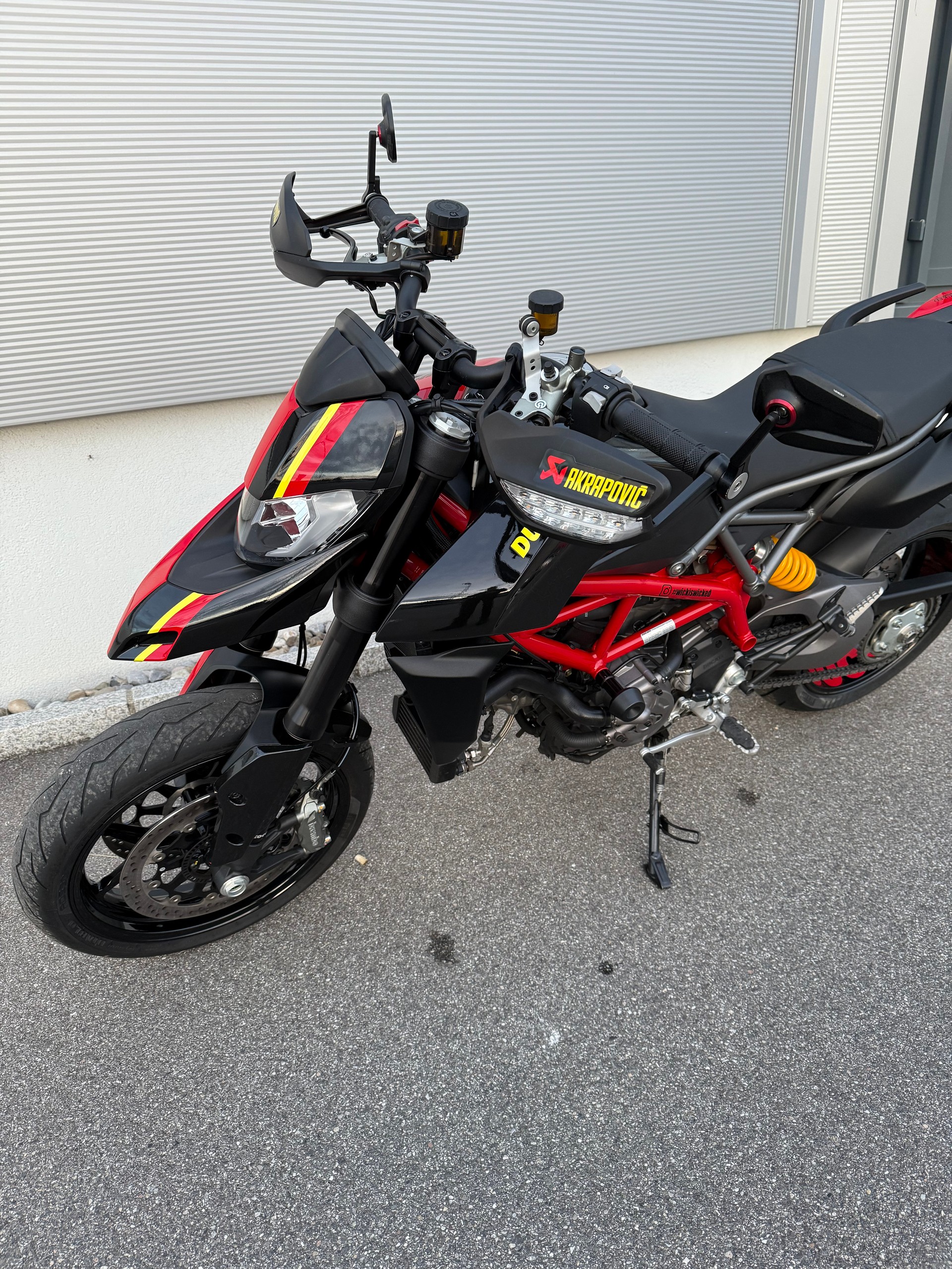 DUCATI Hypermotard 950-image-5