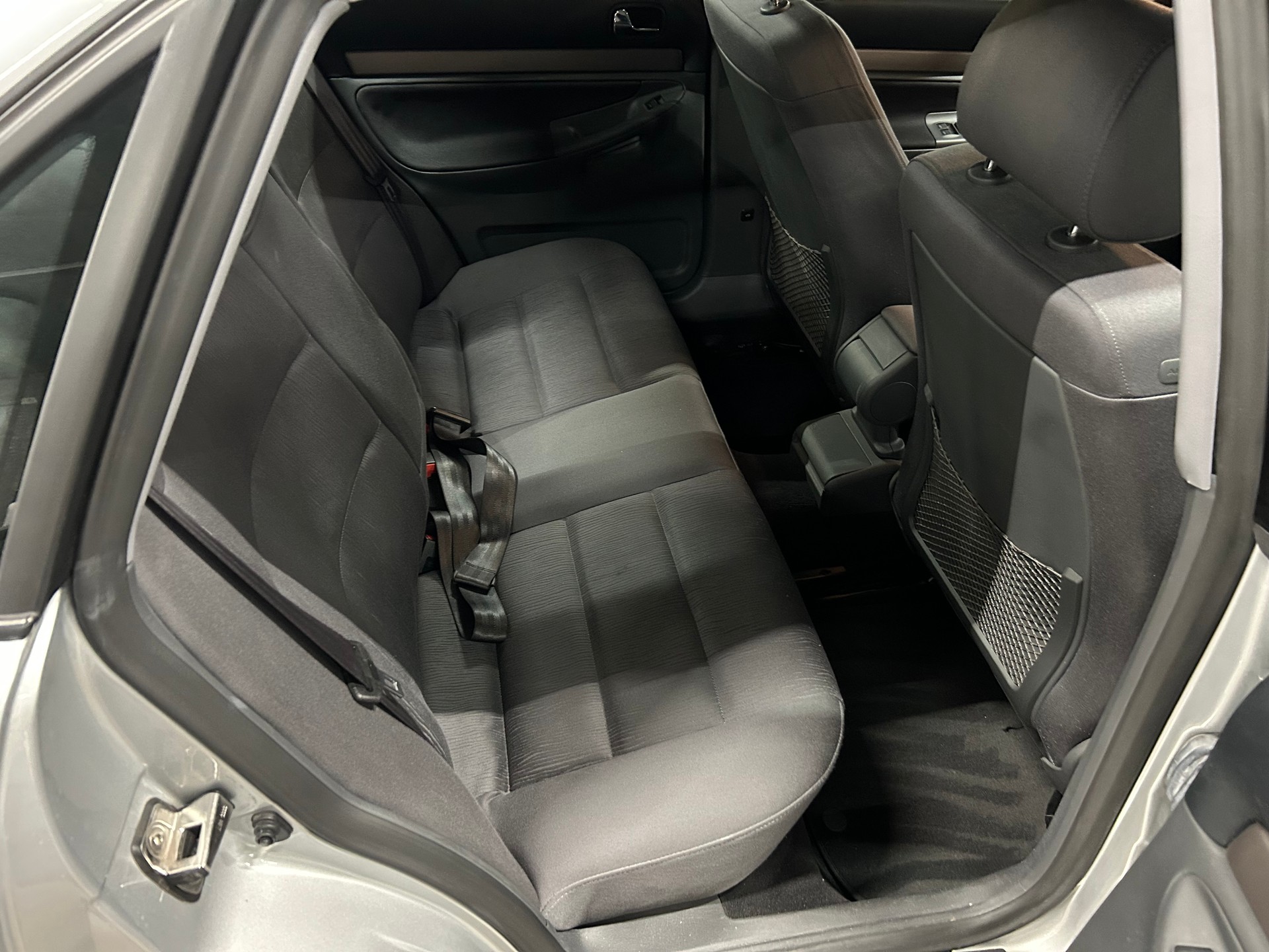 AUDI A4 1.8 Ambition-image-15