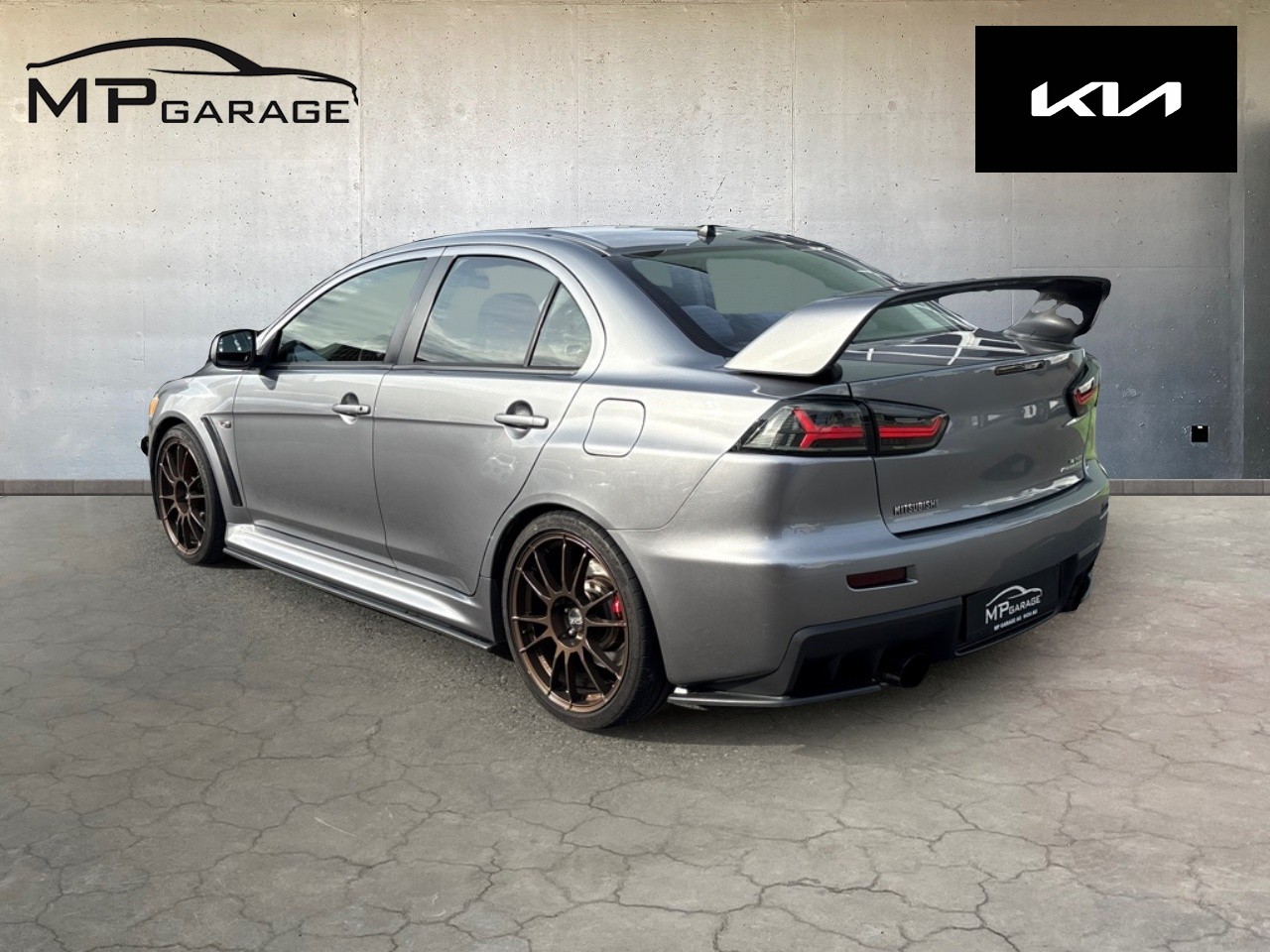 MITSUBISHI Lancer Evo X Final Edition-image-5
