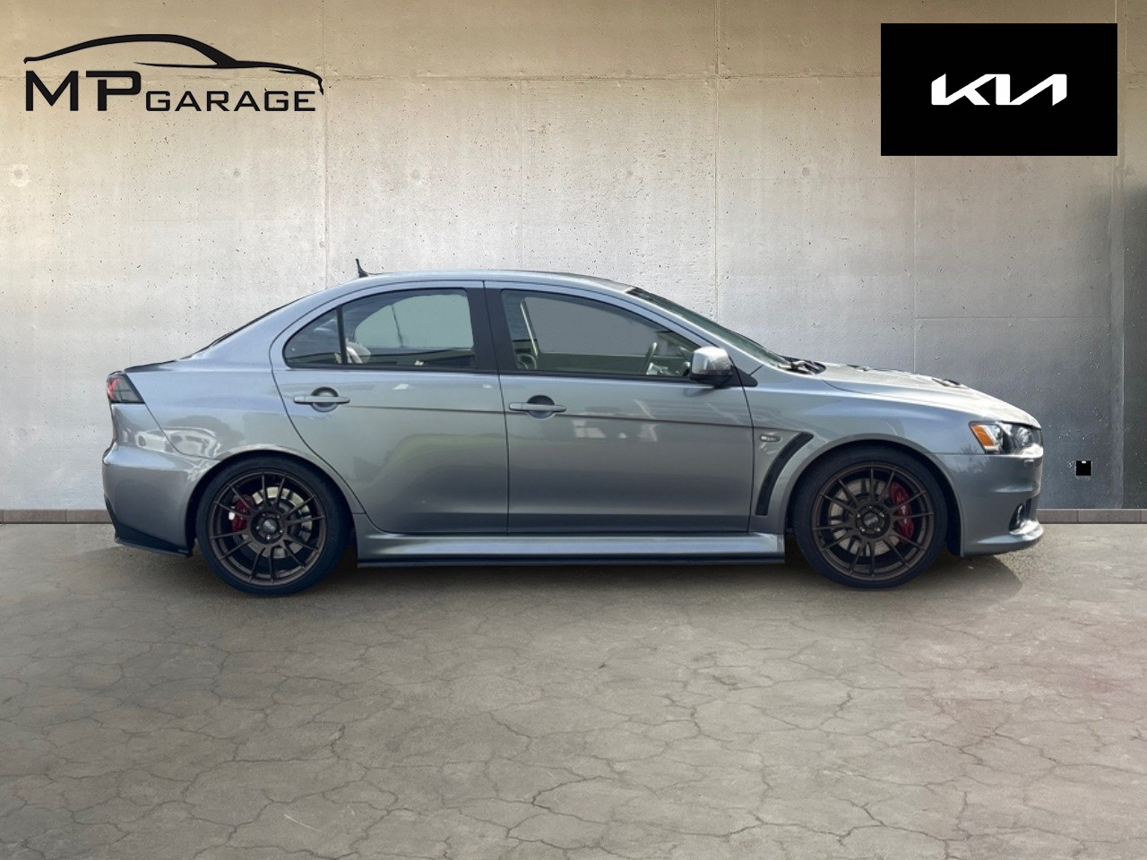 MITSUBISHI Lancer Evo X Final Edition-image-3