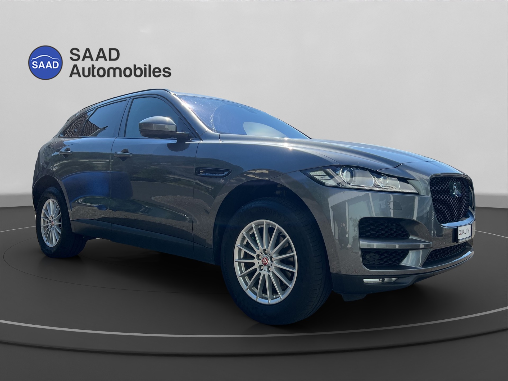 JAGUAR F-Pace 25t 2.0 Pure AWD Automatik-image-7