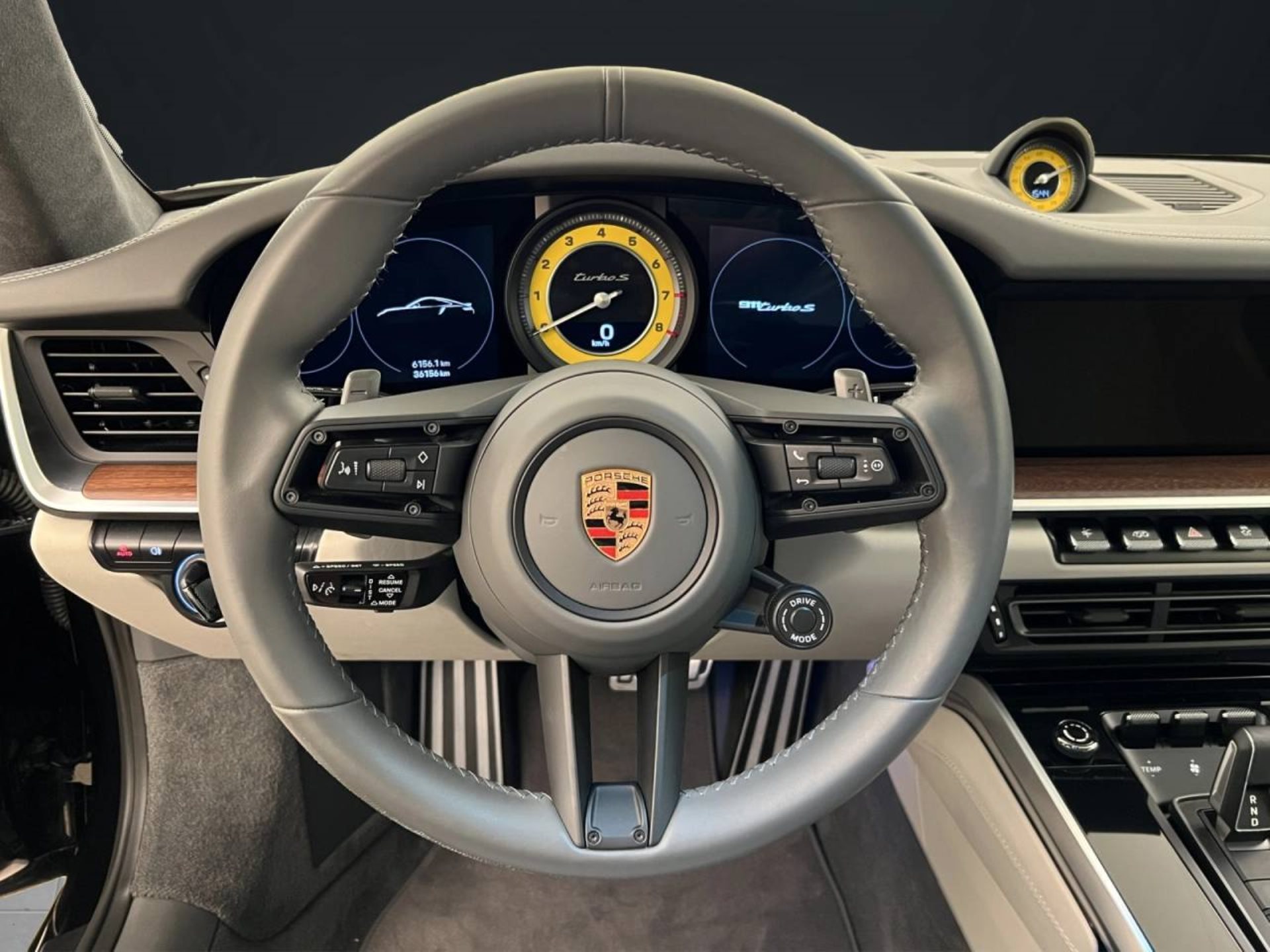 PORSCHE 911 Turbo S-image-3
