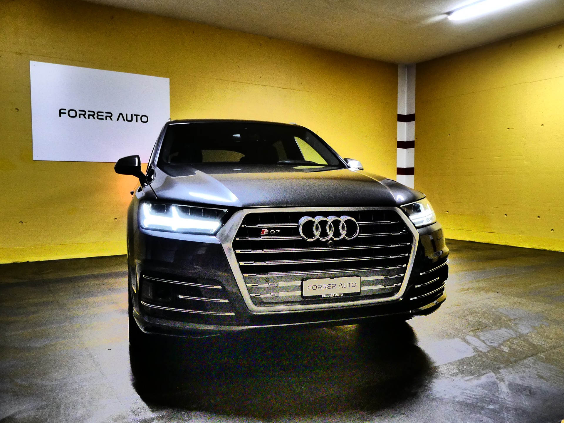 AUDI SQ7 4.0 TDI quattro tiptronic-image-2