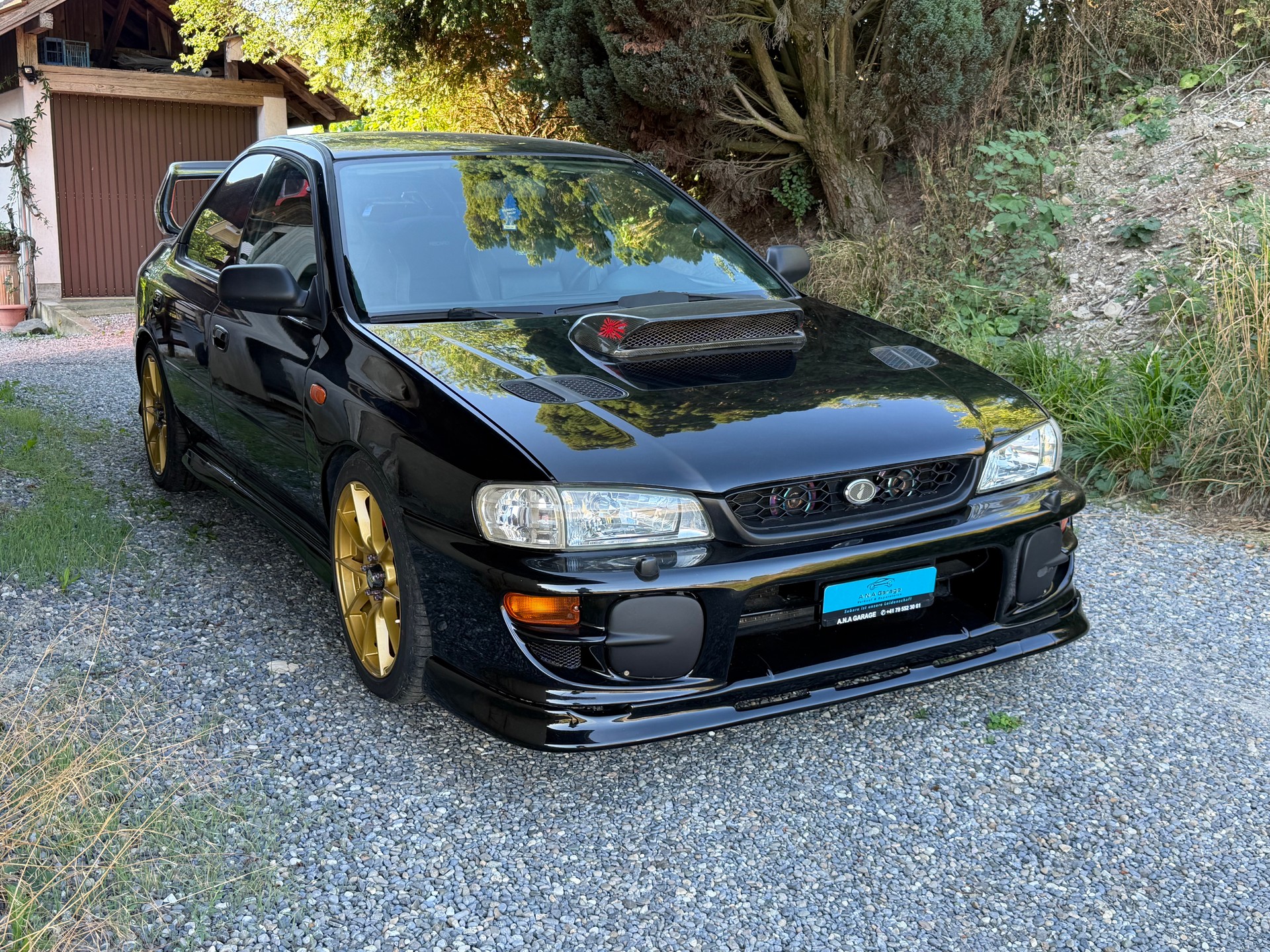 SUBARU Impreza 2.0 Turbo-image-1