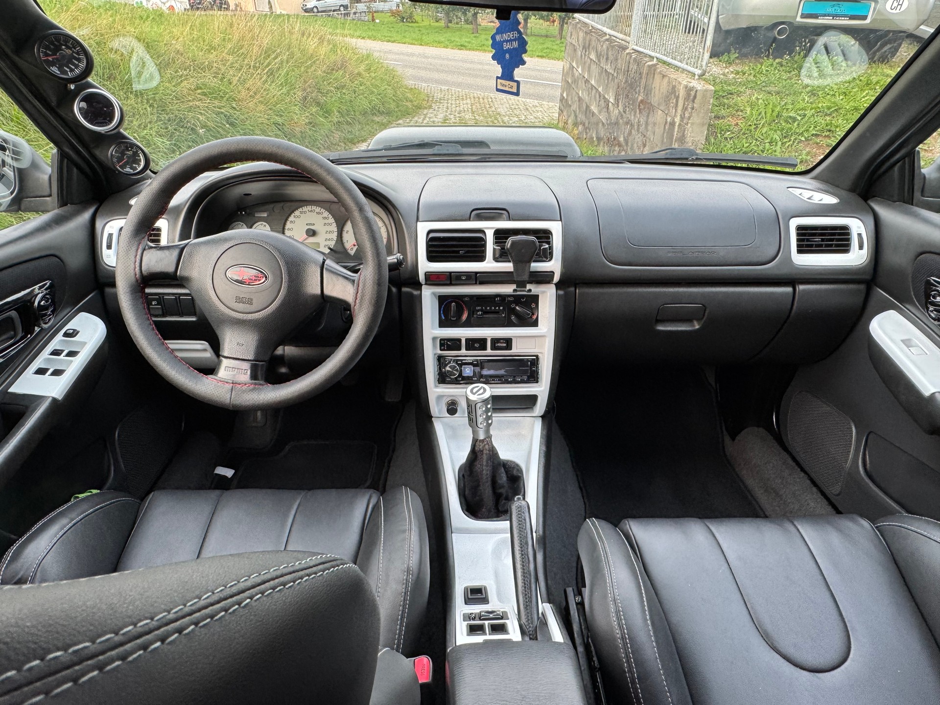 SUBARU Impreza 2.0 Turbo-image-7