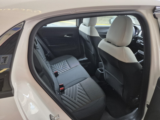 FIAT 600h MildHybrid Cult-image-4