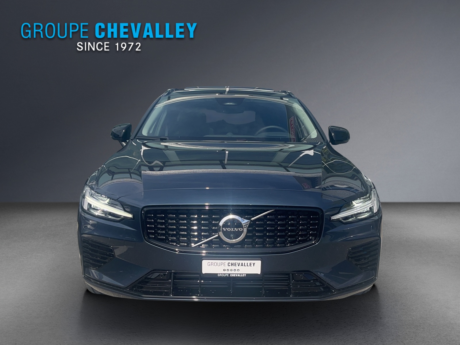 Image VOLVO V60 V60 T6 eAWD Plug in Hybrid Plus Dark Geartronic