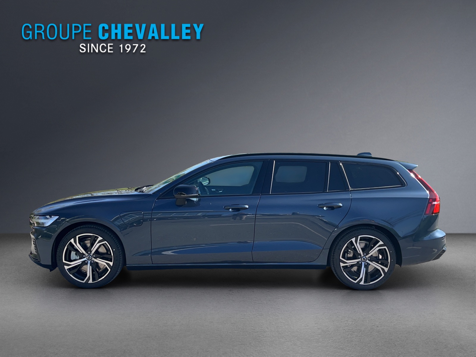 Image VOLVO V60 V60 T6 eAWD Plug in Hybrid Plus Dark Geartronic