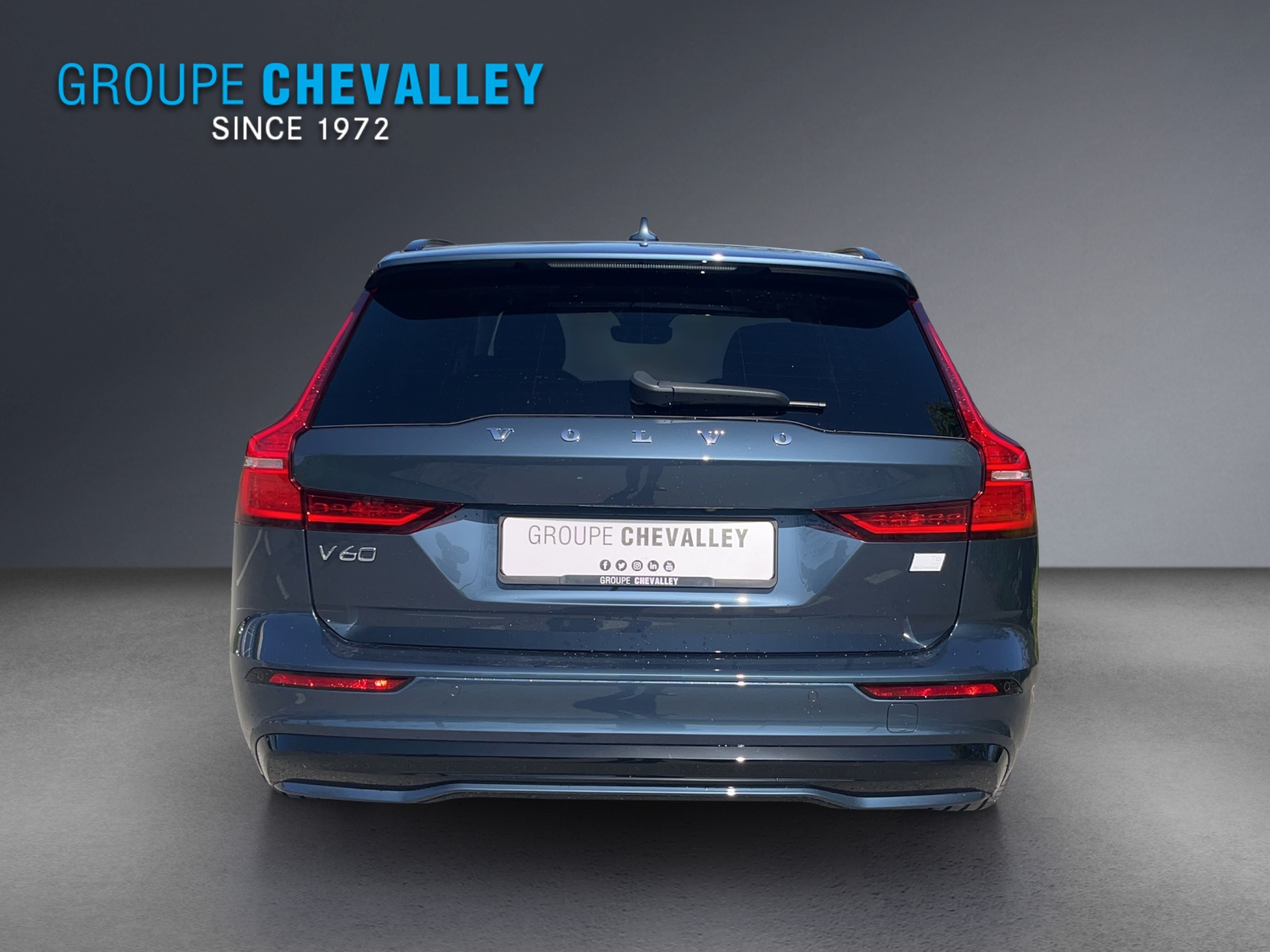 Image VOLVO V60 V60 T6 eAWD Plug in Hybrid Plus Dark Geartronic