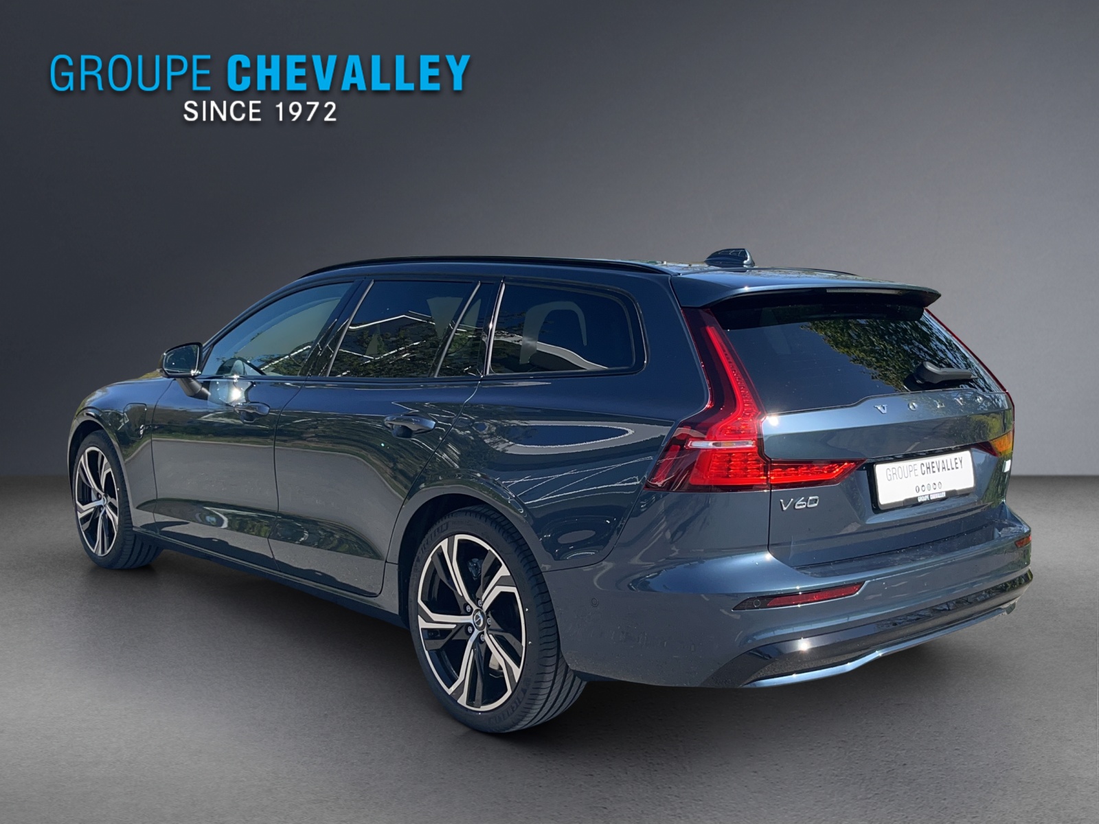 Image VOLVO V60 V60 T6 eAWD Plug in Hybrid Plus Dark Geartronic