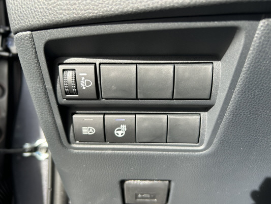TOYOTA Yaris 1.5 Trend e-CVT-image-8