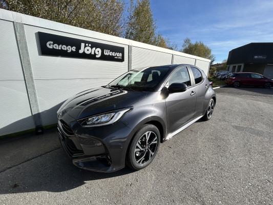 TOYOTA Yaris 1.5 Trend e-CVT-image-0