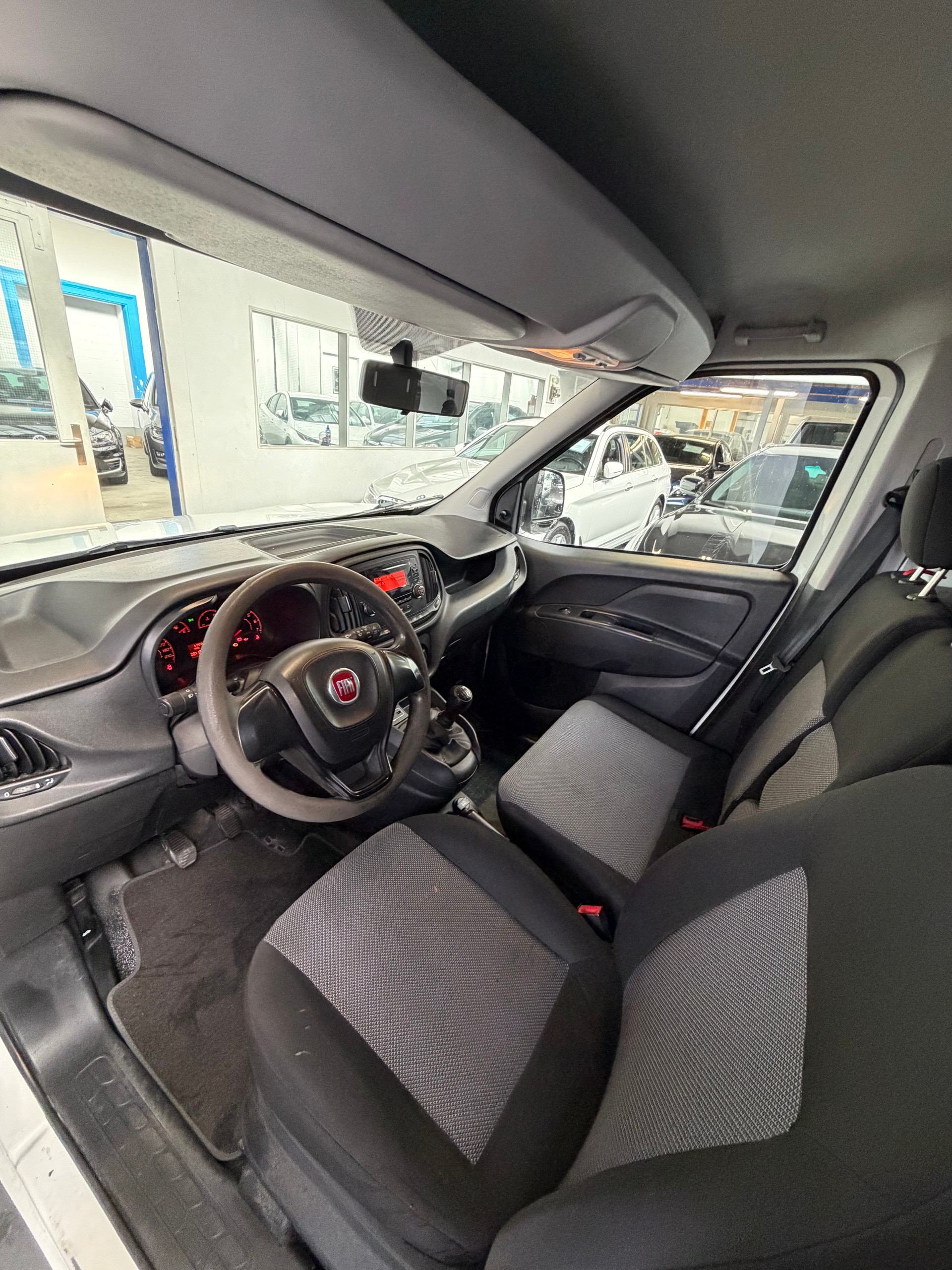 FIAT Doblò 1.3 Multijet Cargo Easy Pro-image-4