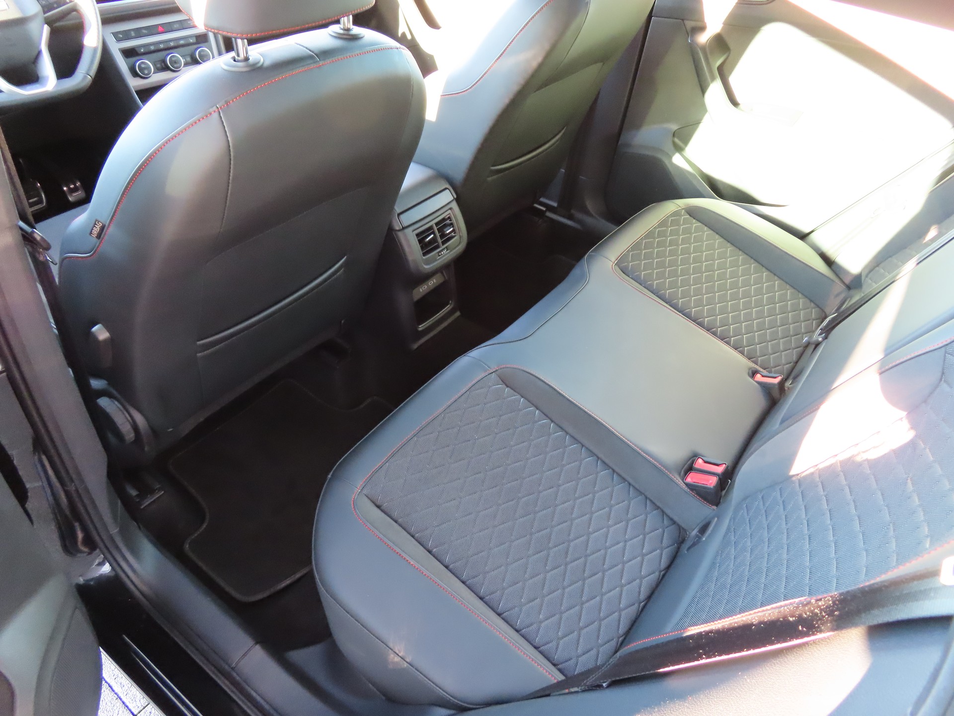 SEAT Ateca 1.5 TSI EVO DSG FR-image-10