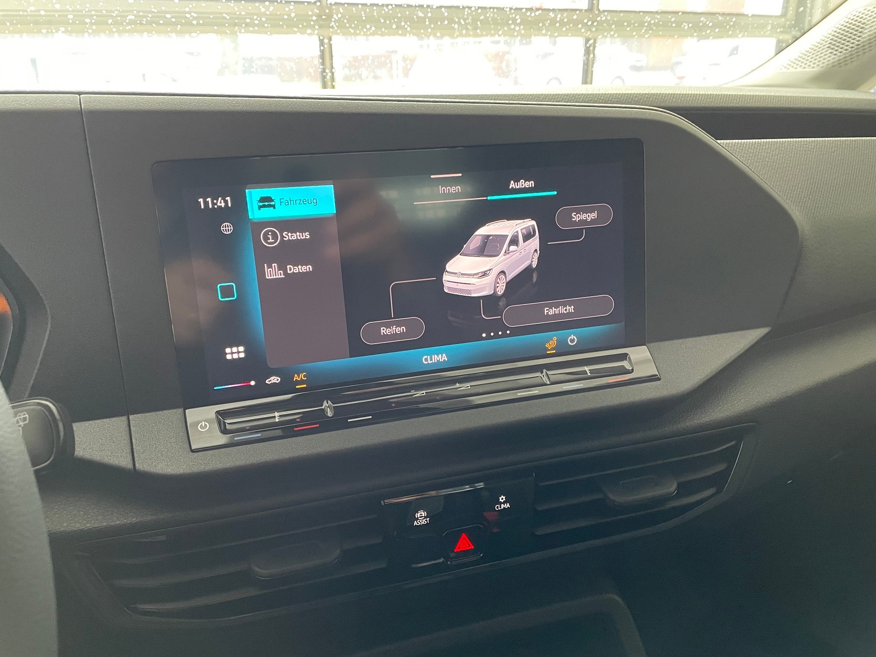 VW Caddy Cargo 1.5 TSI Entry-image-11
