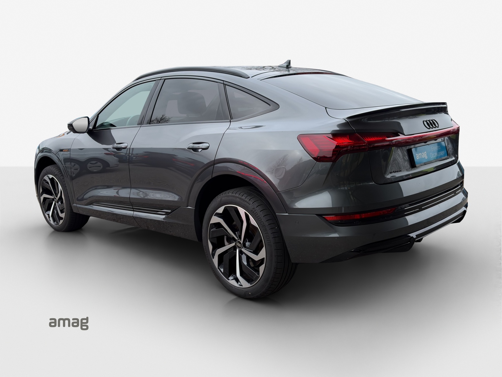 AUDI e-tron 55 Sportback S Line Black Edition quattro-image-2
