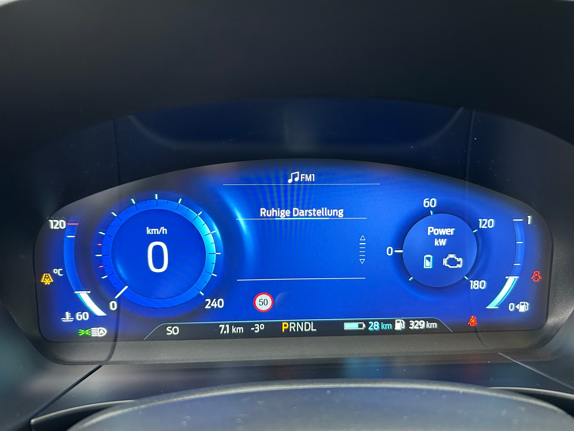 FORD Kuga 2.5 Plug-in Hybrid ST-Line X-image-17
