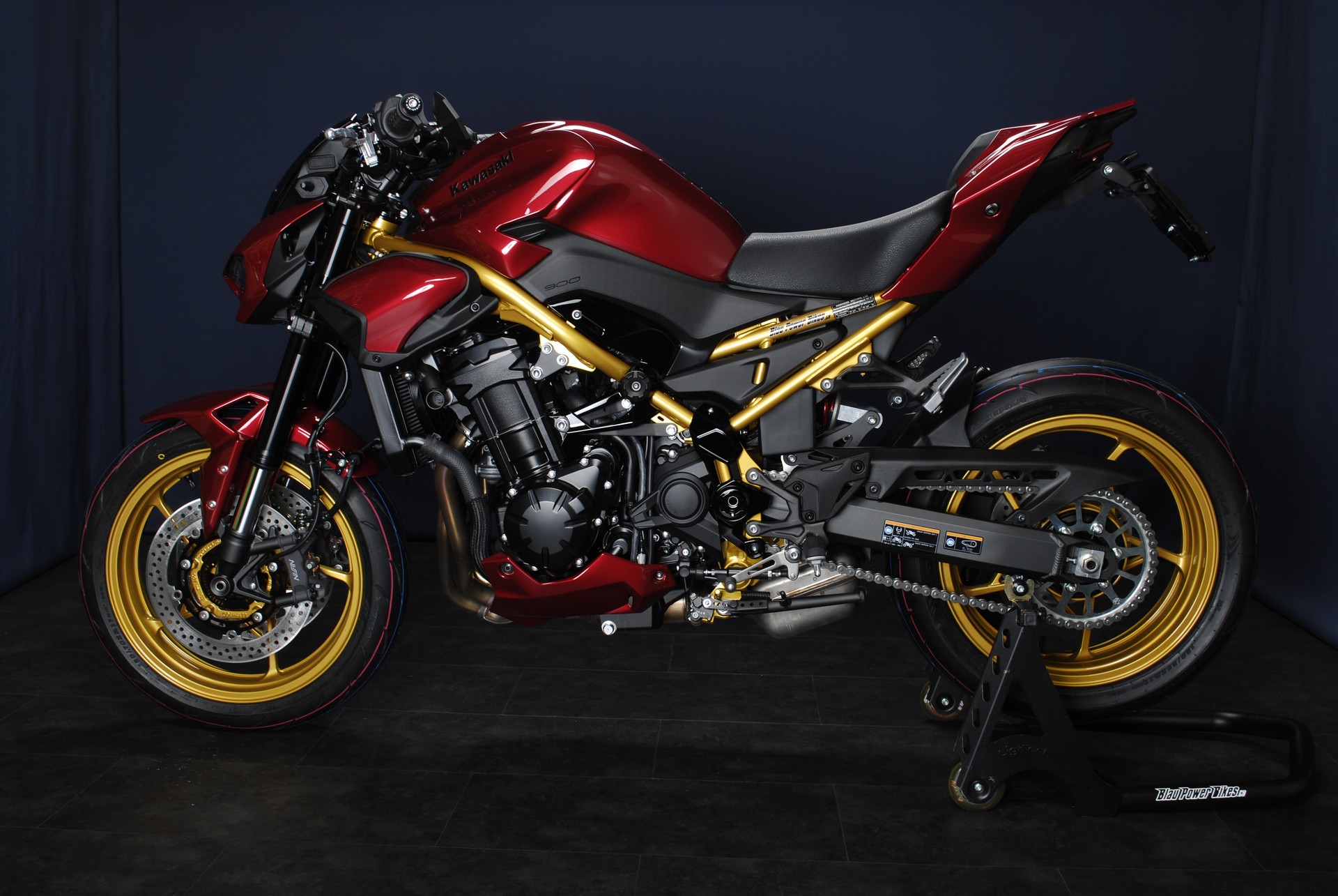 KAWASAKI Z 900 (70kW) MY26 - Sonderumbau-image-9